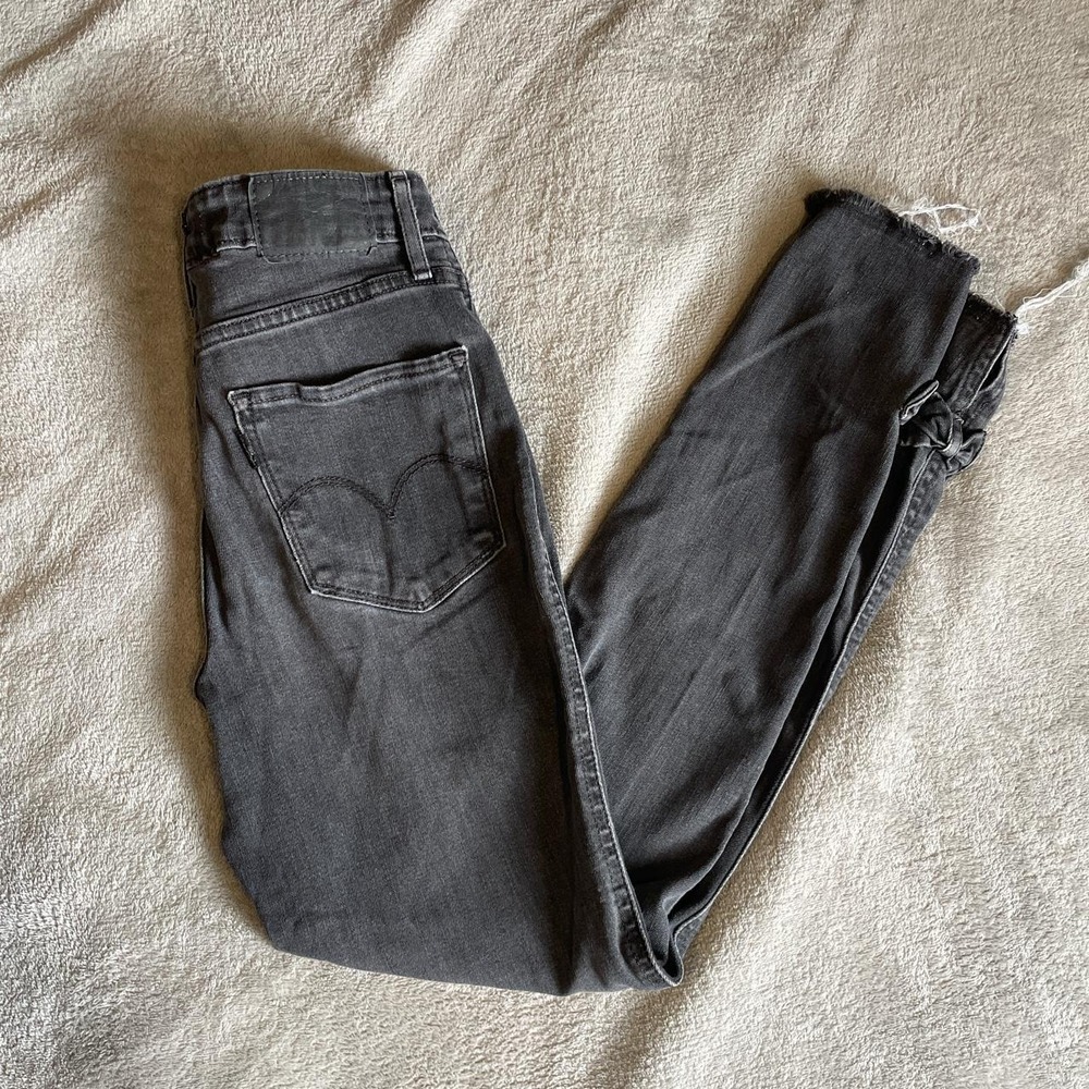 721 high rise skinny black jeans with bow detail, super dainty and cute
